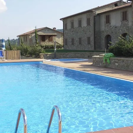 Appartement Sleeps 6 With Pool