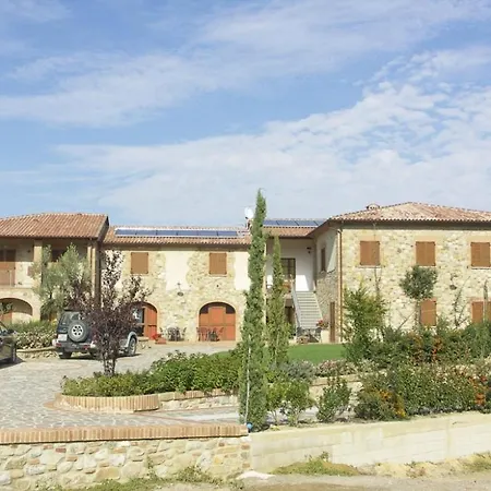 Appartement Sleeps 6 With Pool