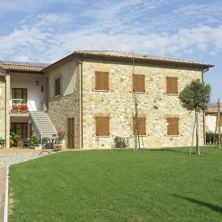 Sleeps 6 With Pool *