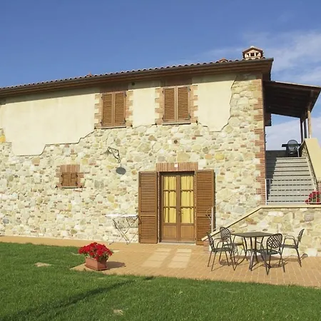 Appartement Sleeps 6 With Pool