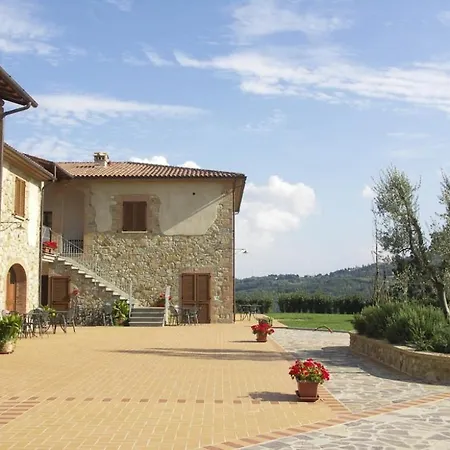 Sleeps 6 With Pool Lajatico